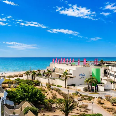 Village Naturiste R4n- Le Vip Sea View شقة *